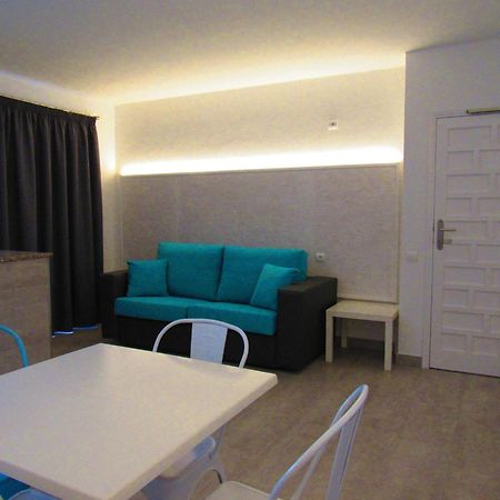 Apartamentos Marian San Antonio Abad Exterior foto